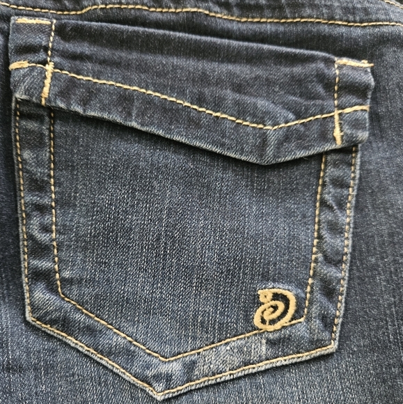 Indigo Rein Distressed Blue Jeans Cropped Size 11 - Picture 12 of 14